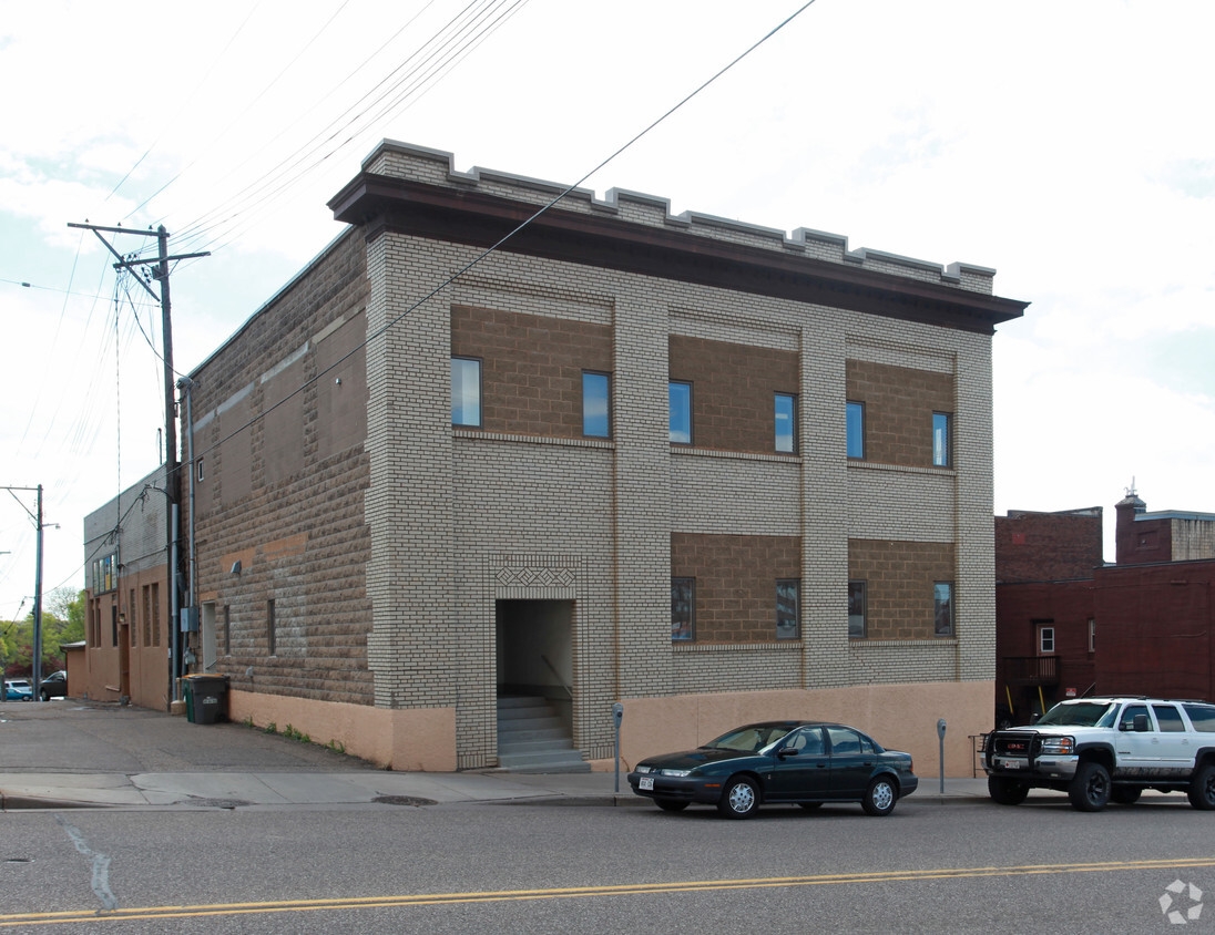 409 Main St Eau Claire WI, 54701 Acquisition Realty